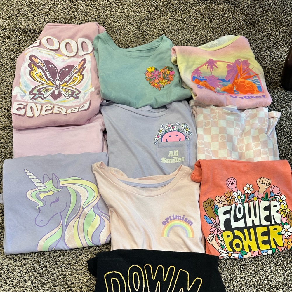 Girls short sleeve lot of 10
